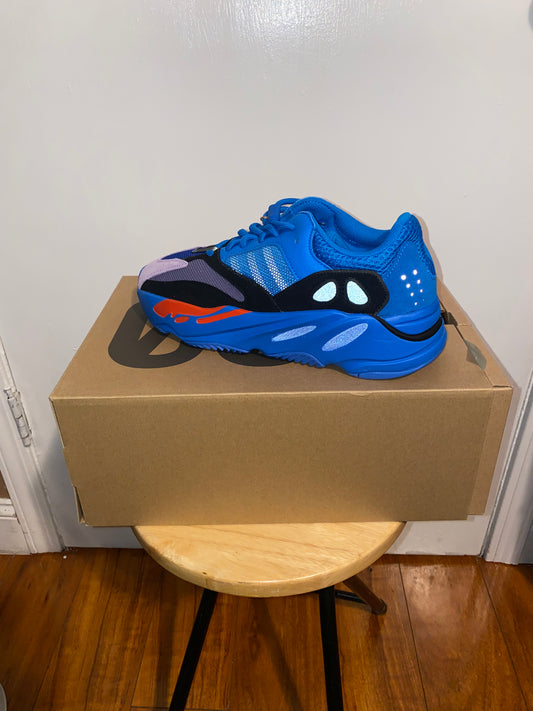 Yeezy Boost 700 "Hi-Res" Size 10