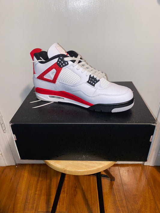 Jordan Retro 4 "Fire Red" Size 10 US