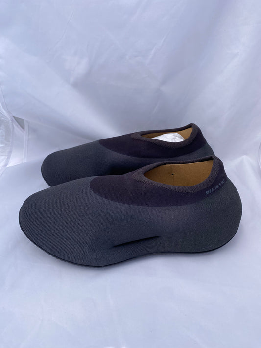 Yeezy Knit RNR "Fade Indigo" Size 10.5